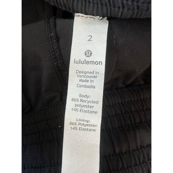 Lululemon On the Fly Shorts Black Women's Size 2 Athletic - Picture 3 of 7